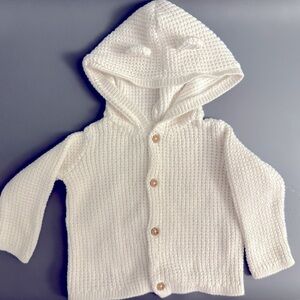 Carter’s Bear Hooded Sweater. 9 months. Washed but never worn